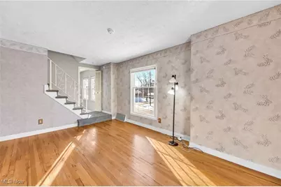 1595 Evergreen Avenue, Akron, OH 44301 - Photo 7