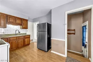 1595 Evergreen Ave, Akron, OH 44301 - Photo 15