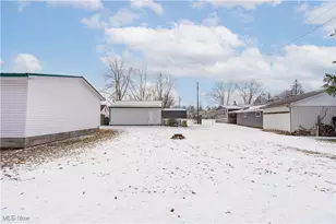 11335 Meadowbrook Ave, Alliance, OH 44601 - Photo 33