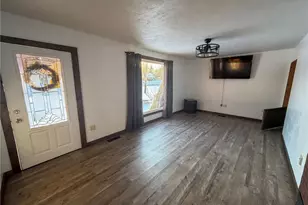 3822 Us-422 Road NW, Worthington, OH 44470 - Photo 3