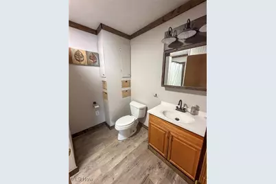 3822 Us-422 Road NW, Worthington, OH 44470 - Photo 13