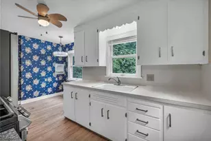 242 N Hawkins Ave, Akron, OH 44313 - Photo 9