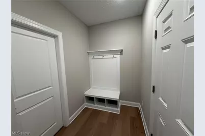 435 Caravel Court, Avon Lake, OH 44012 - Photo 9