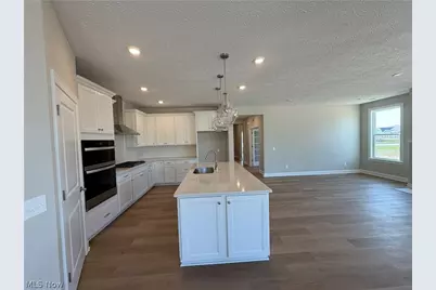435 Caravel Court, Avon Lake, OH 44012 - Photo 5