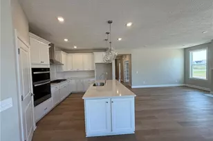 435 Caravel Ct, Avon Lake, OH 44012 - Photo 5