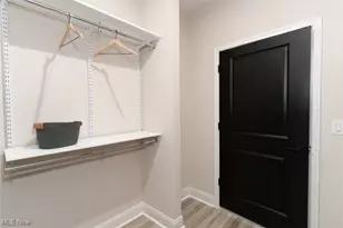 827 Colesbourne Circle, Uniontown, OH 44685 - Photo 45