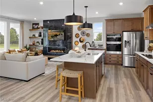 827 Colesbourne Circle, Uniontown, OH 44685 - Photo 19