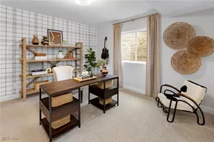 827 Colesbourne Circle, Uniontown, OH 44685 - Photo 39