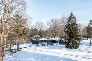 4775 SOM Center Road, Moreland Hills, OH 44022 - Photo 45