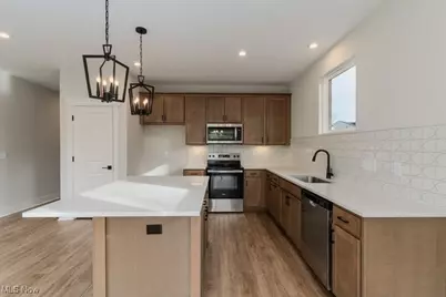 3624 Great Windsor Lane, Uniontown, OH 44685 - Photo 11