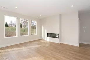 3624 Great Windsor Ln, Uniontown, OH 44685 - Photo 5