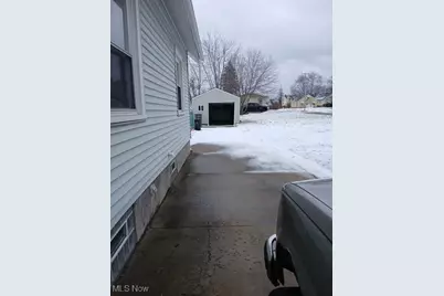 405 N Osborn Avenue, Youngstown, OH 44509 - Photo 9