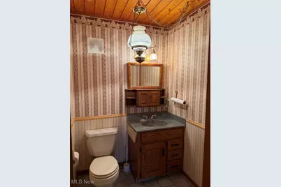 6810 S Elyria Road, Shreve, OH 44676 - Photo 31