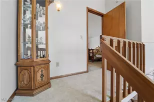 9165 Sugarbush Dr, Mentor, OH 44060 - Photo 7