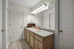 177 E 192nd St, Euclid, OH 44119 - Photo 37