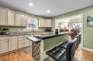 177 E 192nd St, Euclid, OH 44119 - Photo 11