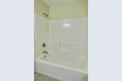 140 Fairway Place NW, Warren, OH 44483 - Photo 39