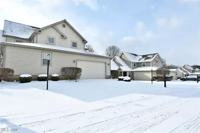140 Fairway Place NW, Warren, OH 44483 - Photo 3