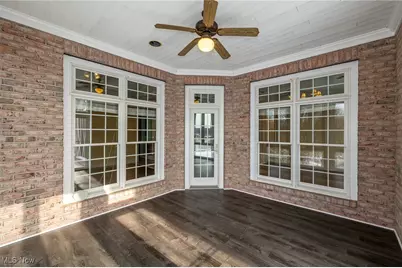 4025 Meadowvale Court, Akron, OH 44333 - Photo 19