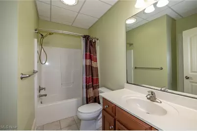 4025 Meadowvale Court, Akron, OH 44333 - Photo 41