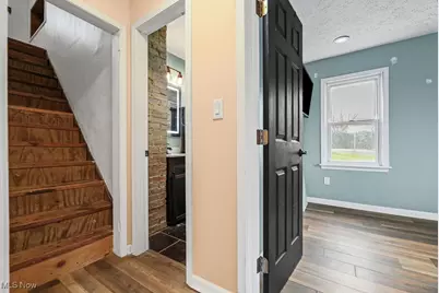 1865 9th Street SW, Akron, OH 44314 - Photo 11