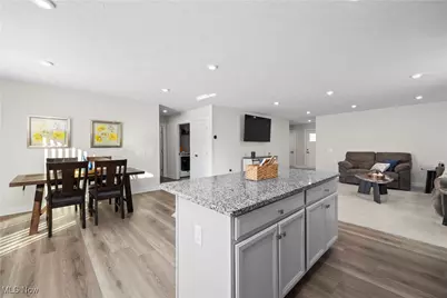 122 Eagle Circle, Amherst, OH 44001 - Photo 13