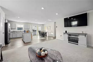 122 Eagle Cir, Amherst, OH 44001 - Photo 7