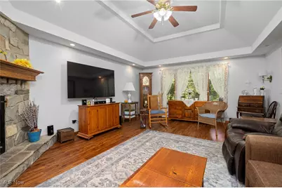 13612 Thompson Road, Vermilion, OH 44089 - Photo 5