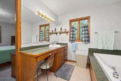 13612 Thompson Road, Vermilion, OH 44089 - Photo 29