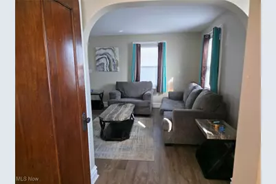 1425 Crescent Road SW, Canton, OH 44710 - Photo 7