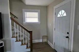 1425 Crescent Rd SW, Canton, OH 44710 - Photo 3