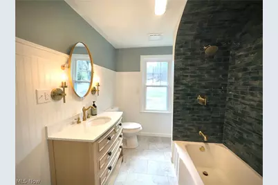 1075 Bacon Avenue, East Palestine, OH 44413 - Photo 9