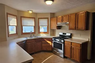 496 Helena Dr, Tallmadge, OH 44278 - Photo 5