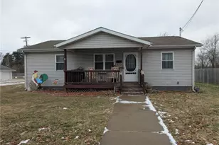 303 N 15th St, Coshocton, OH 43812 - Photo 1