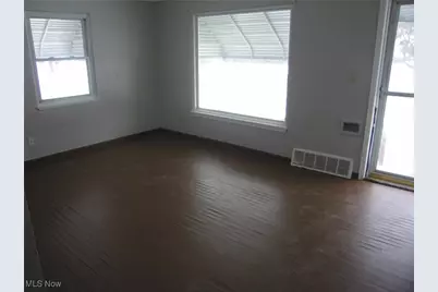 20591 Ball Avenue, Euclid, OH 44123 - Photo 3