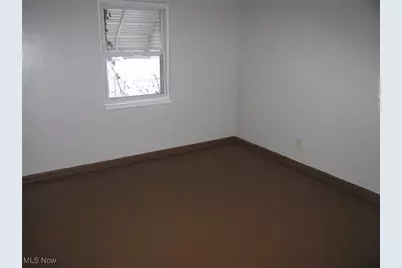 20591 Ball Avenue, Euclid, OH 44123 - Photo 7