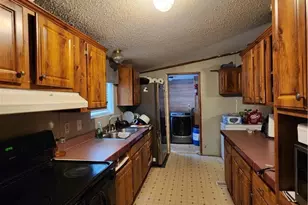 6487 Klass Rd, Cambridge, OH 43725 - Photo 5