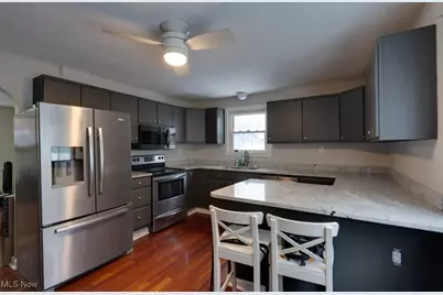 87 Hawthorne Avenue, Akron, OH 44303 - Photo 9