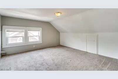 87 Hawthorne Avenue, Akron, OH 44303 - Photo 29