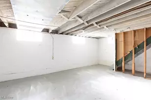 1612 Oakwood Ave, Akron, OH 44301 - Photo 19