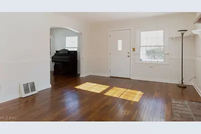 1612 Oakwood Avenue, Akron, OH 44301 - Photo 13