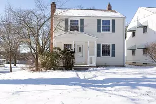 1612 Oakwood Ave, Akron, OH 44301 - Photo 1