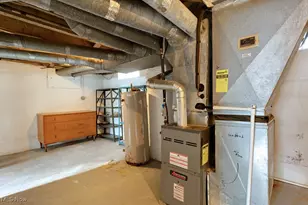 1612 Oakwood Ave, Akron, OH 44301 - Photo 21