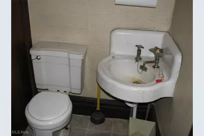 5 S Penn Avenue, Greenville Boro, PA 16125 - Photo 13