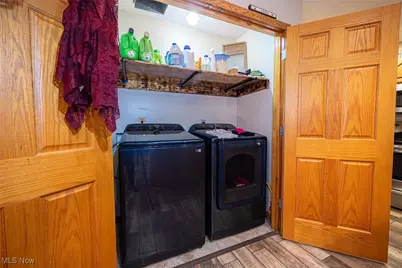 828 Green Drive, Coshocton, OH 43812 - Photo 29