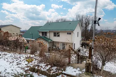 828 Green Drive, Coshocton, OH 43812 - Photo 5