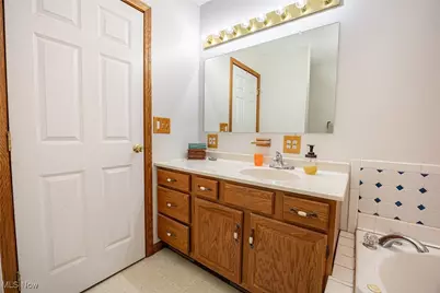 828 Green Drive, Coshocton, OH 43812 - Photo 31