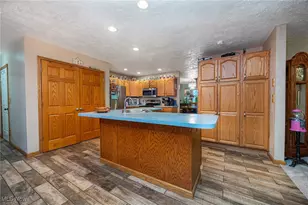 828 Green Dr, Coshocton, OH 43812 - Photo 21