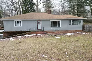 428 Aqueduct St, Akron, OH 44303 - Photo 39