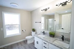 4662 Helmsworth Dr NE, Canton, OH 44714 - Photo 7